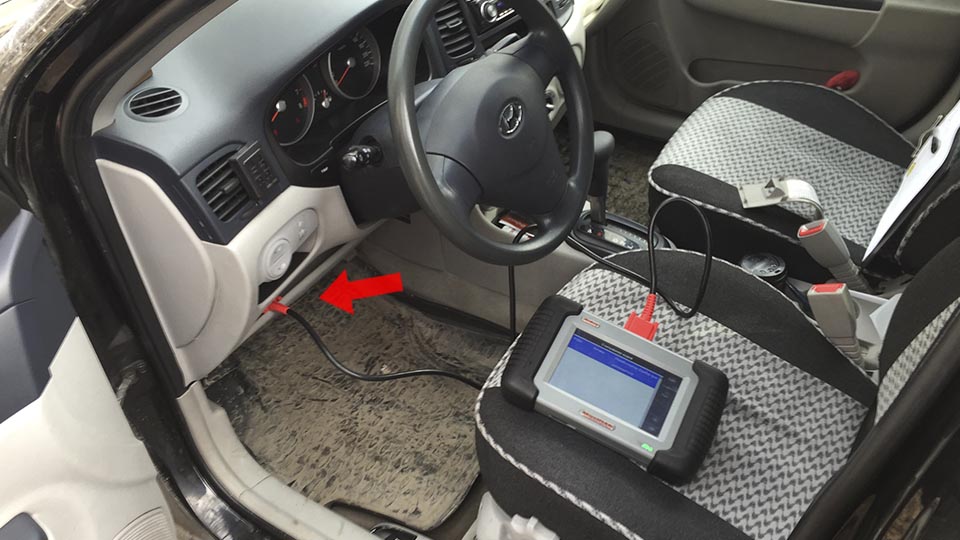 Диагностический разъем Hyundai Verna