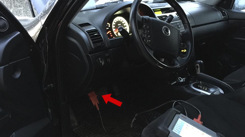 Диагностический разъем SsangYong Rexton