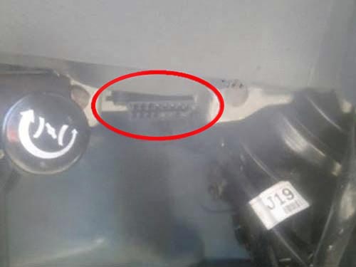 Диагностический разъем Kia Bongo
