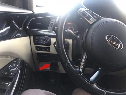 Диагностический разъем Kia Cadenza