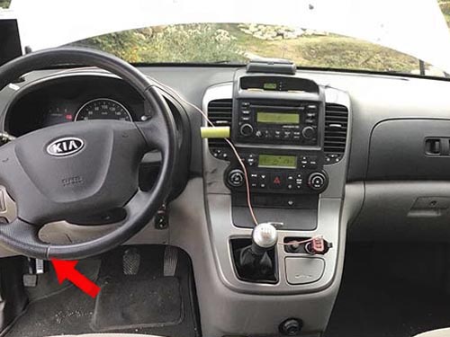 Диагностический разъем Kia Carnival