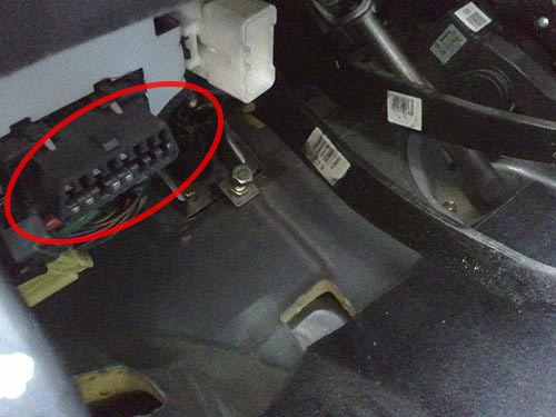 Диагностический разъем Hyundai Matrix