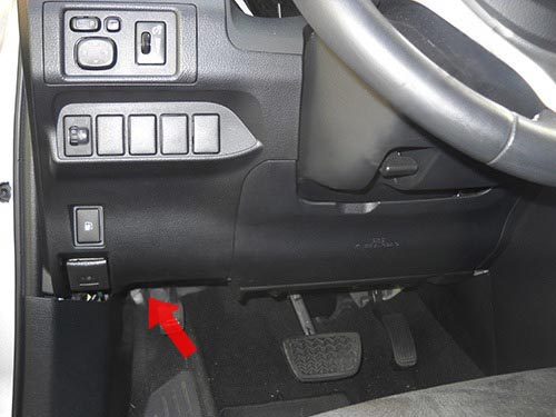 Диагностический разъем Lexus CT 200h