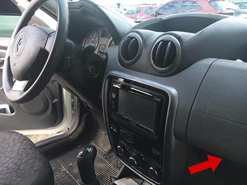 Диагностический разъем Renault Duster