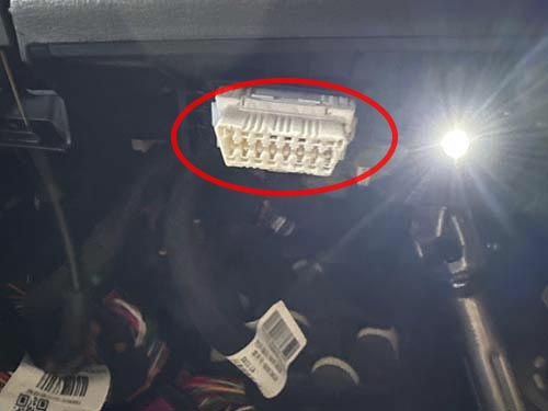 Где находится диагностический разъем Belgee X50