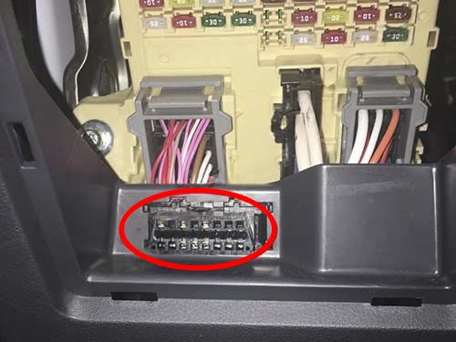 Диагностический разъем Hyundai Ioniq