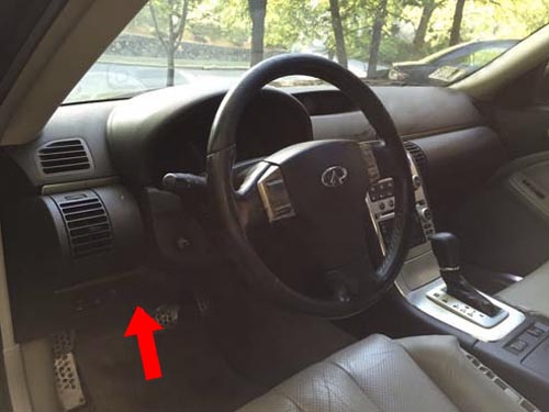 Диагностический разъем Infiniti G35