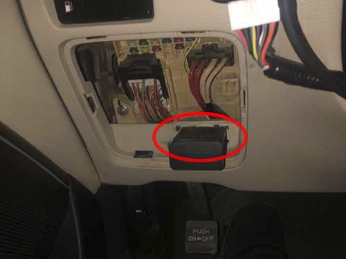 Диагностический разъем Kia K7