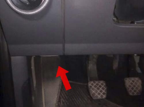 Диагностический разъем Volkswagen Amarok