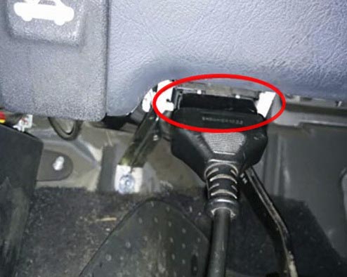 Диагностический разъем Hyundai Tucson