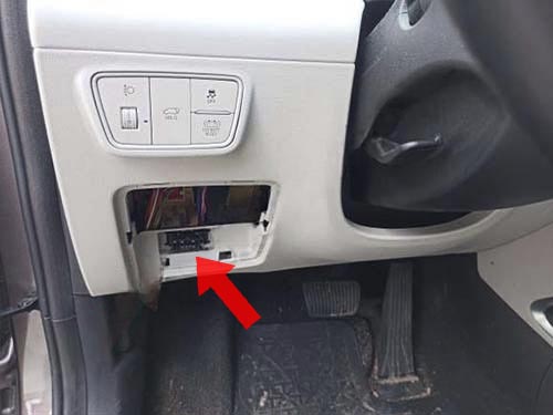 Диагностический разъем Hyundai Tucson