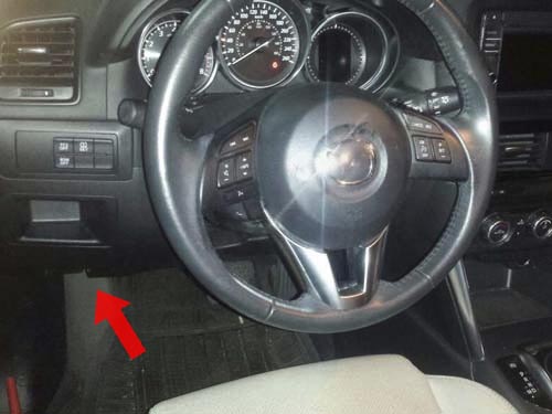 Диагностический разъем Mazda CX-5