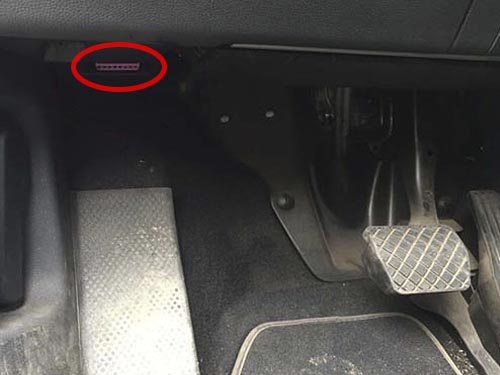 Диагностический разъем Skoda Yeti