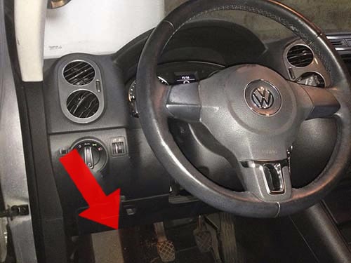 Диагностический разъем Volkswagen Tiguan