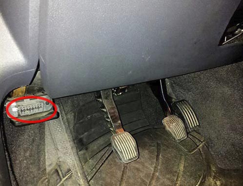 Диагностический разъем Volvo C30