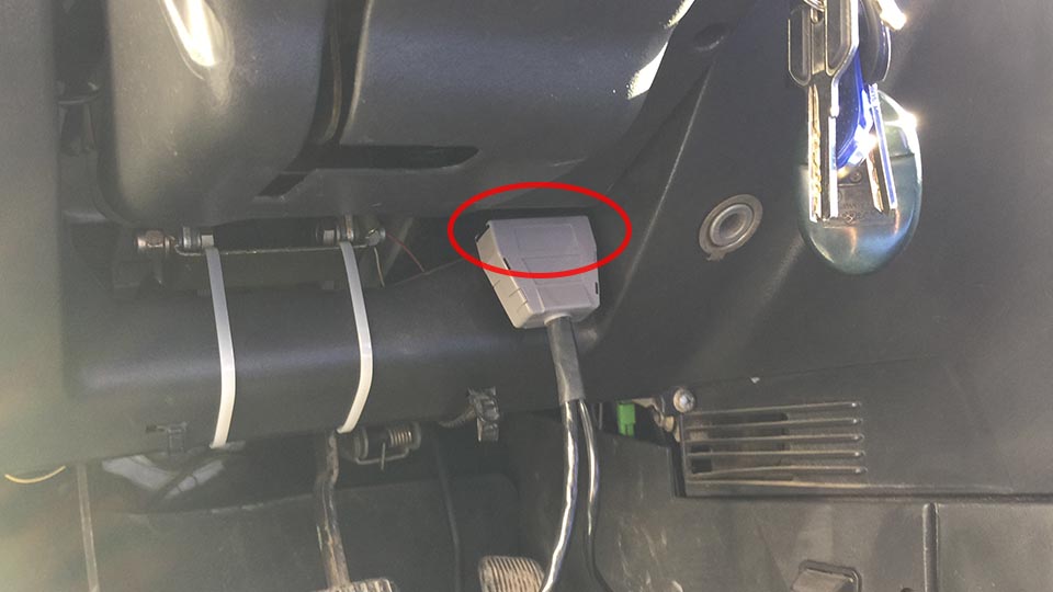 Диагностический разъем Lada 2110