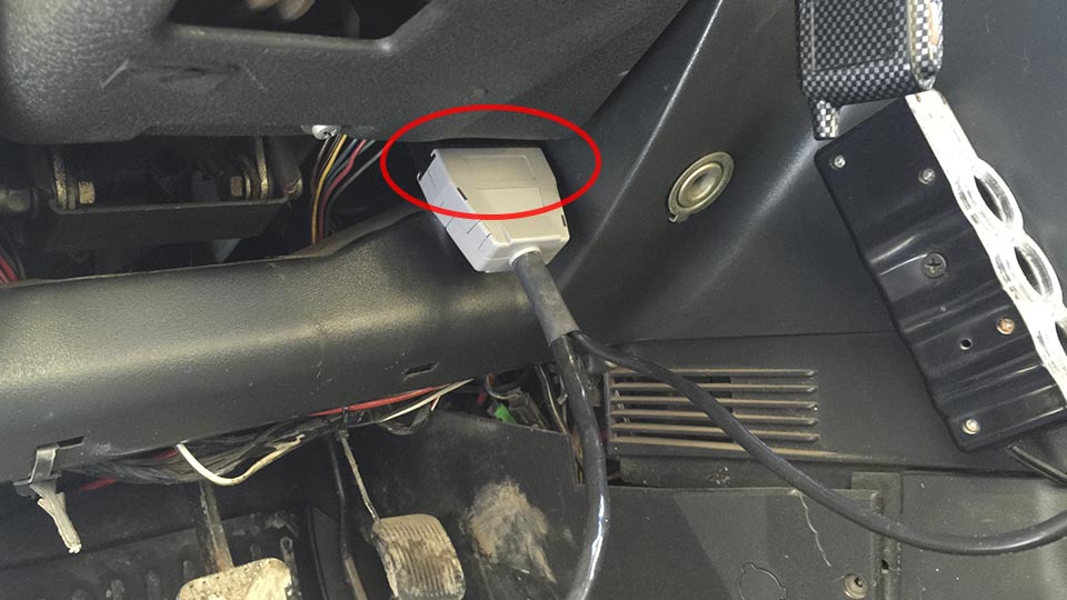 Диагностический разъем Lada 2112